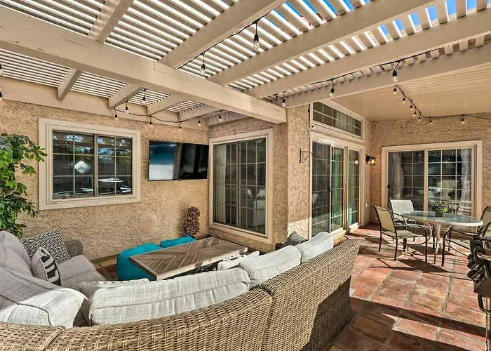 Near Golf! Snowbird Poolside Escape In Scottsdale Holiday home