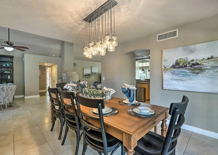 Near Golf! Snowbird Poolside Escape In Scottsdale *
