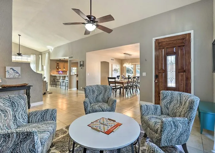Near Golf! Snowbird Poolside Escape In Scottsdale